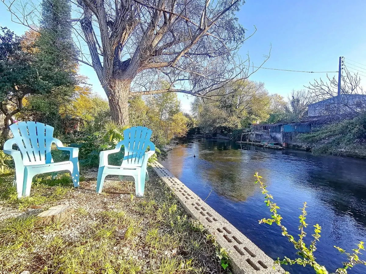 Hébergement de vacances Gite L'Odonate, Partage Des Eaux LʼIsle-sur-la-Sorgue
